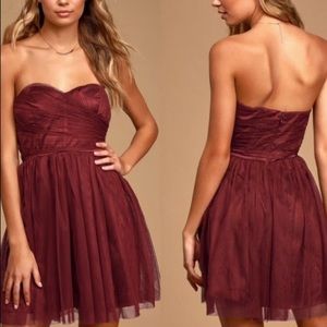 ❤️Lulus Love at First Twirl Burgundy Dress